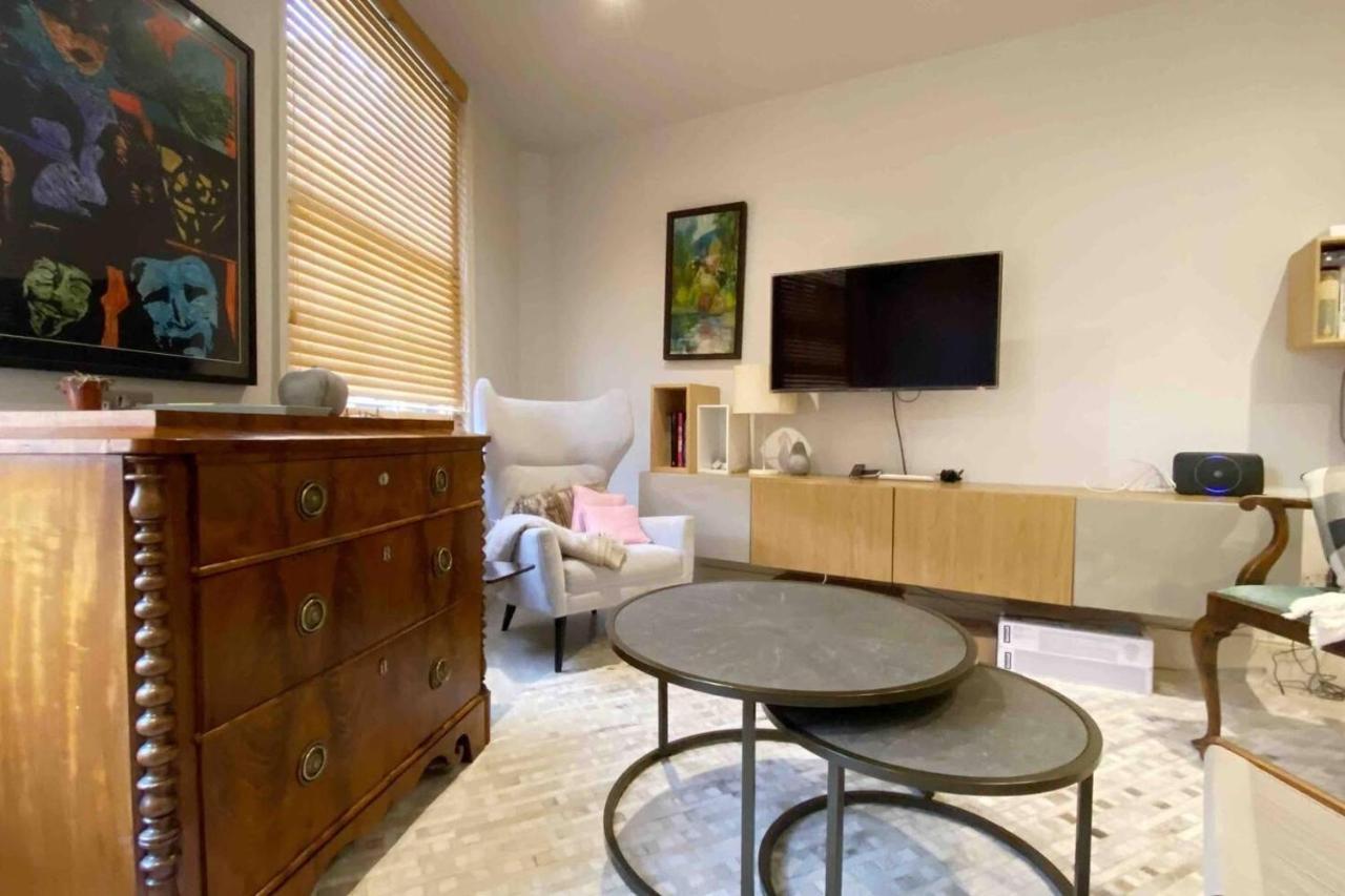 Charming 2-bed Apt With 2 Bathtub Central * Londra